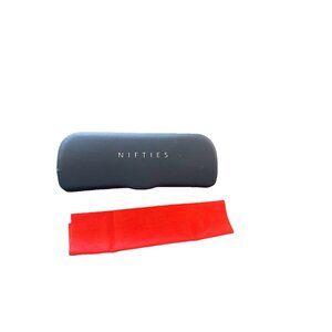 Nifties Glass Case And Cleansing Cloth
